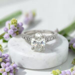 Oval Traditional Engagement Ring thumbnail 3