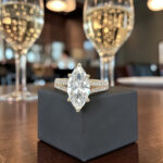 Marquise Engagement Ring in Yellow Gold thumbnail 4
