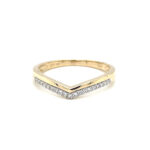 Chevron Diamond Band thumbnail 1