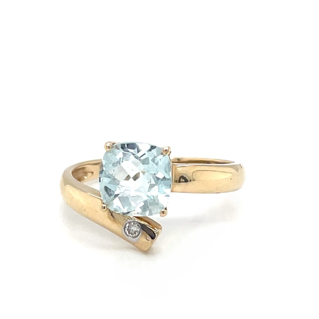 Cushion Aquamarine Ring